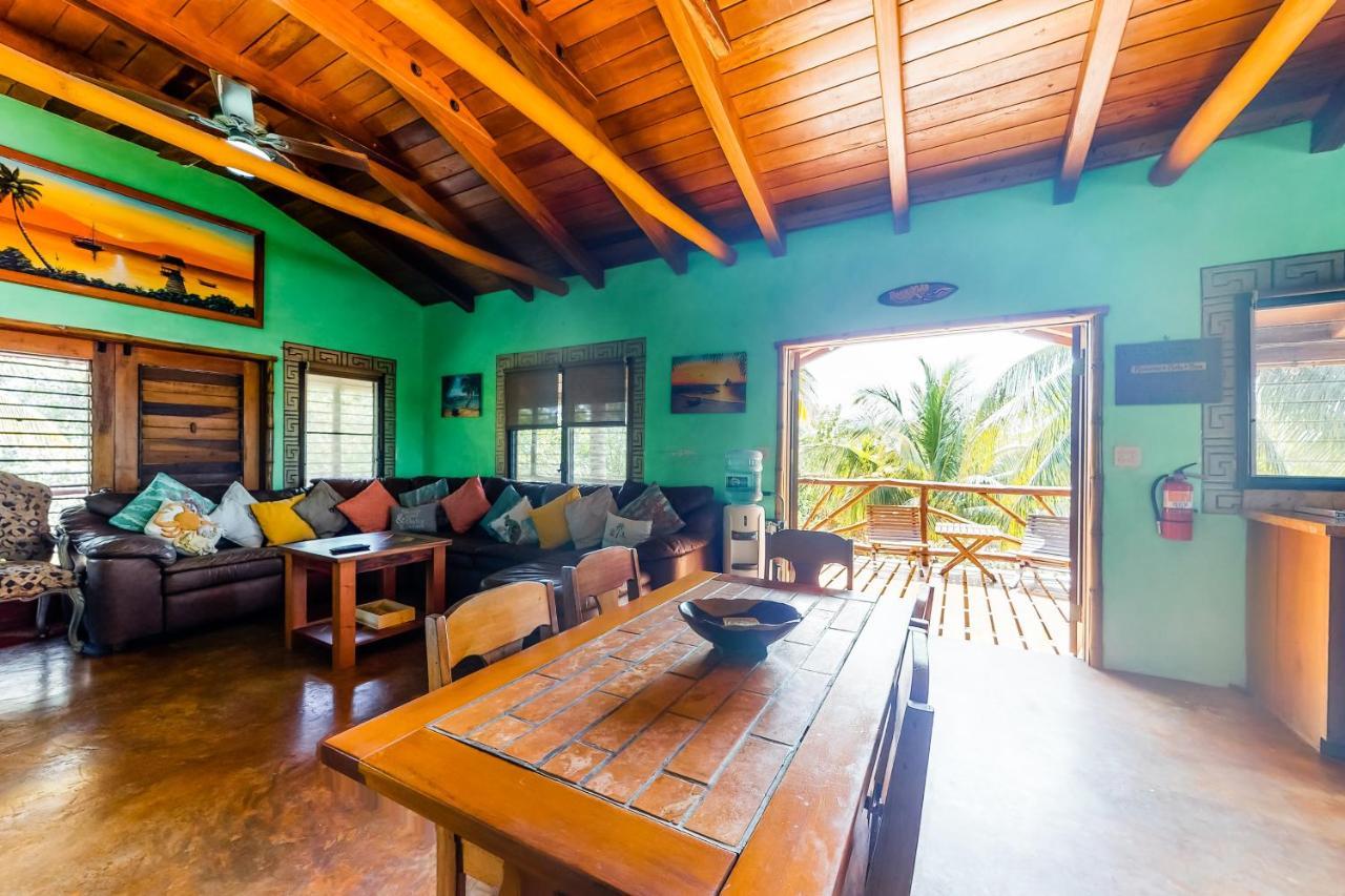 La Casa Pura Vida Villa Сан Педро Екстериор снимка