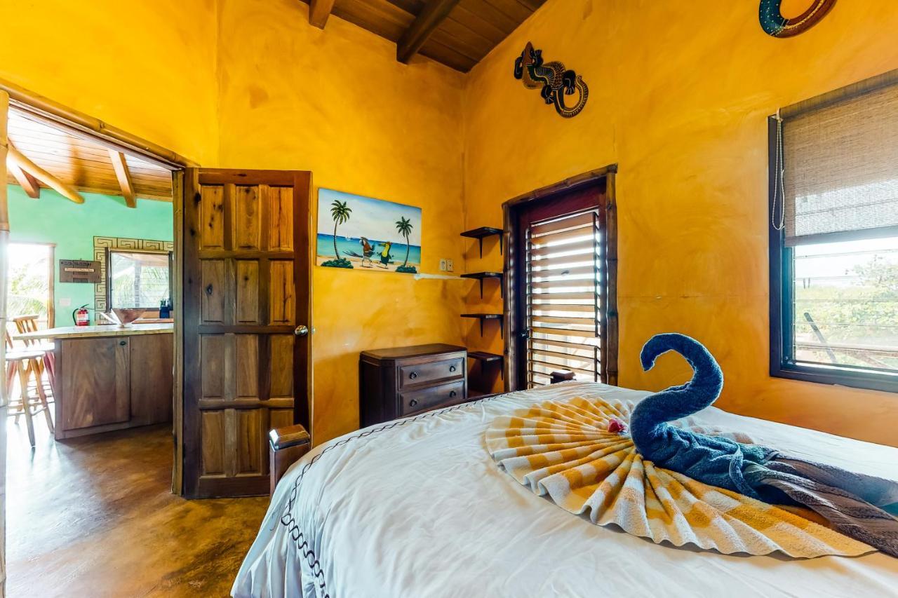 La Casa Pura Vida Villa Сан Педро Екстериор снимка