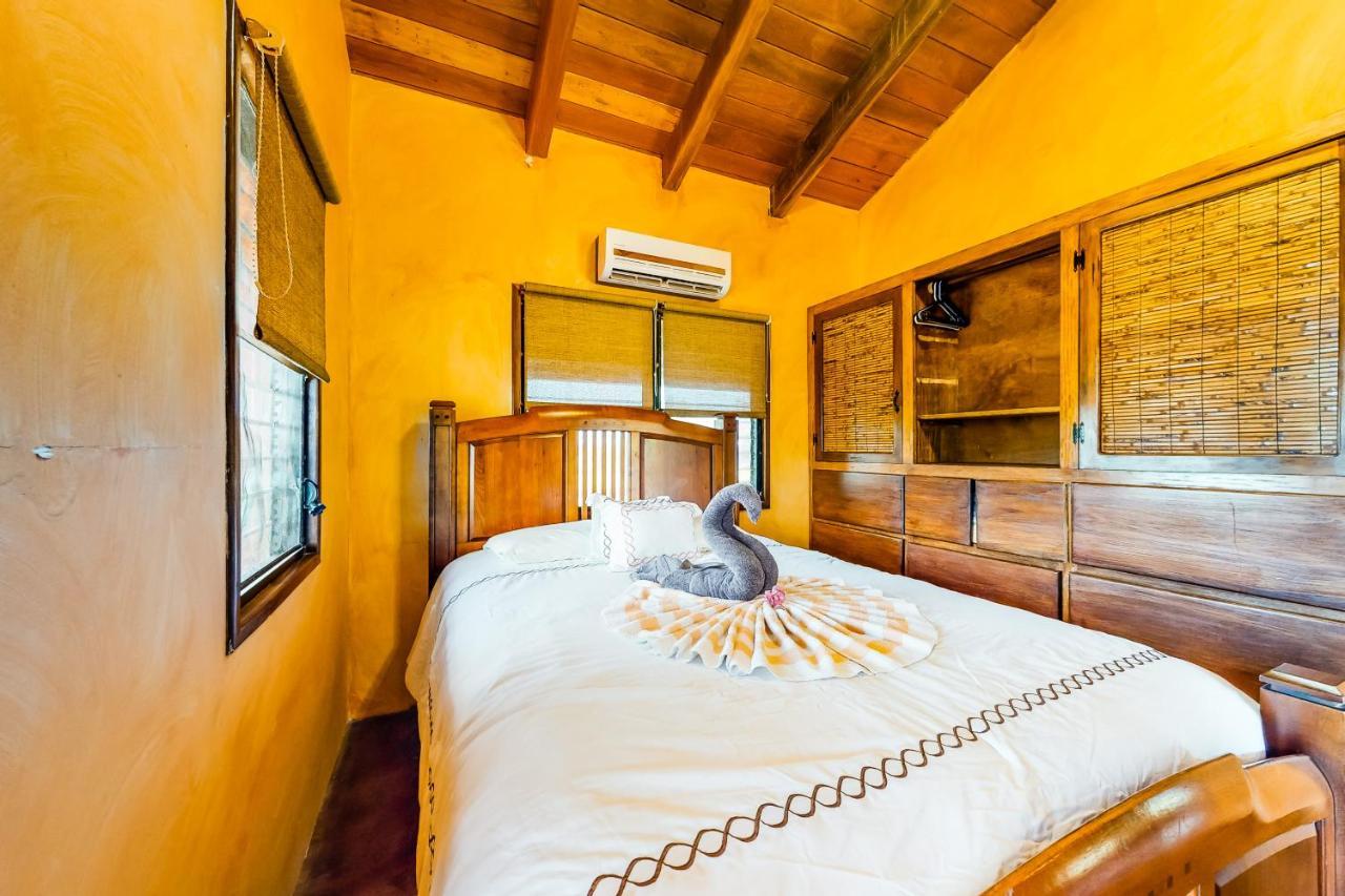 La Casa Pura Vida Villa Сан Педро Екстериор снимка